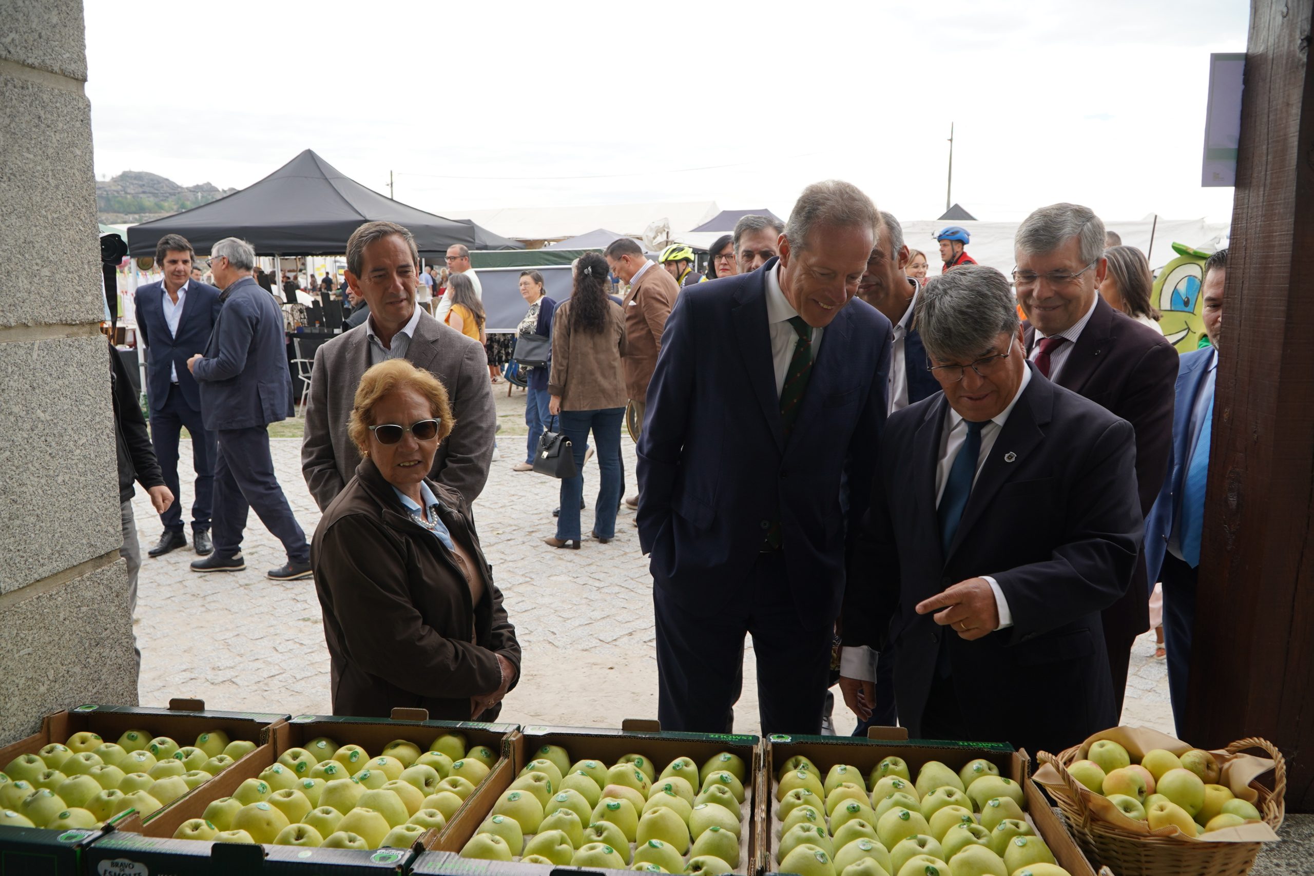 XXX Feira da Maçã Bravo de Esmolfe celebrou tradição, resiliência e produtos de excelência