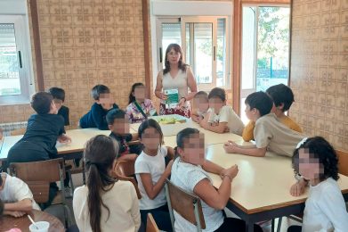 Município de Penalva do Castelo assinala Dia Mundial da Alimentação com oferta de Maçã Bravo de Esmolfe